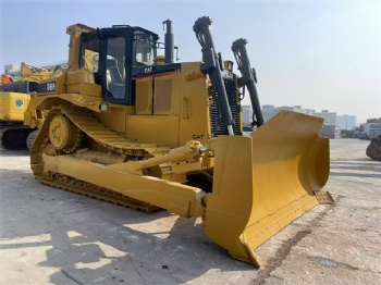 CAT D8R Bulldozer
